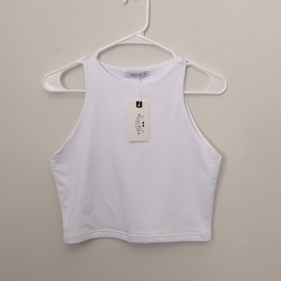 Athletic Tops - Picture 8 of 9